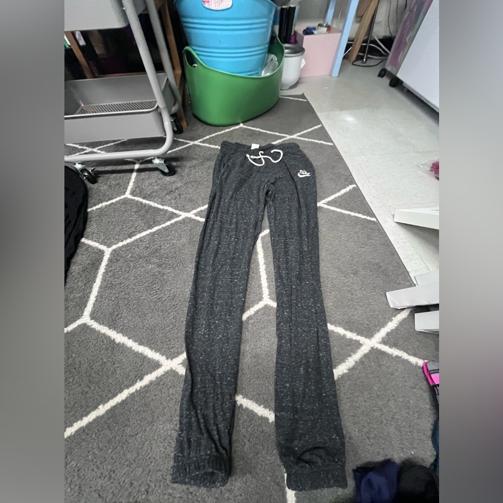 nike sweat pants size m